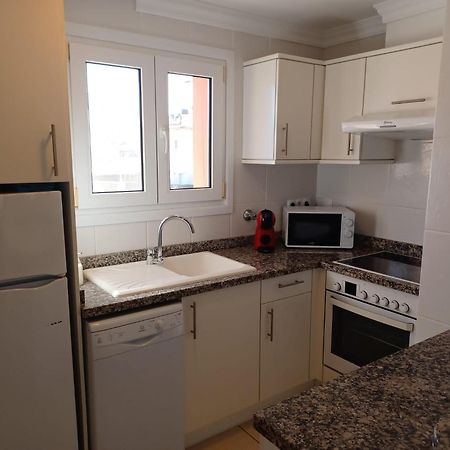 Oliva Nova Flat In Front Of Met Apartment Bagian luar foto